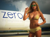kate-upton-in-zero-gravity