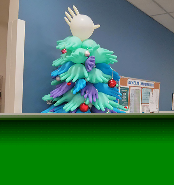 XX-Of-The-Most-Creative-Christmas-Trees-Ever41__605