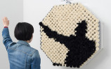 pompom-mirror-daniel-rozin_01