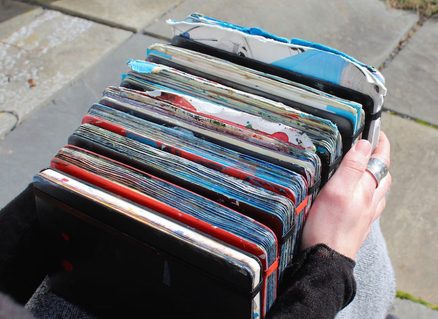 i-documented-my-100-days-of-travelling-with-arylic-paintings-on-a-moleskine-notebook-22__880