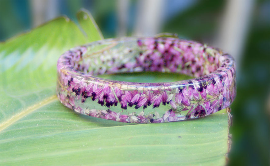 resin-flower-moss-bangles-bracelets-modern-flower-child-sarah-smith-33