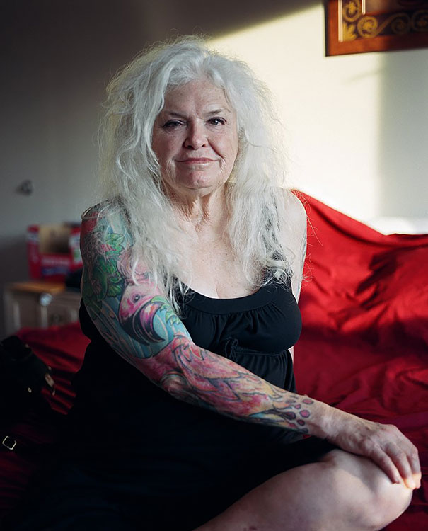 tattooed-elderly-people-24__605