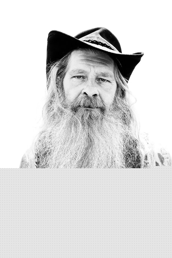 tattooed-elderly-people-34__605