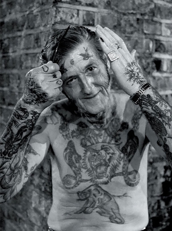 tattooed-elderly-people-4__605