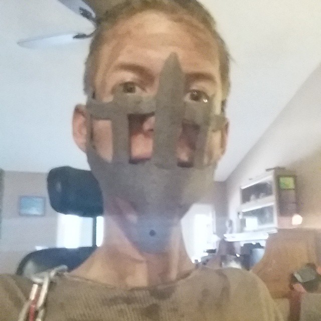 mad-max-wheelchair-cosplay-bloodbag-ben-carpenter-12